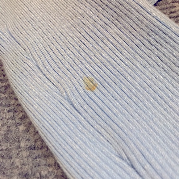 Long Sleeve Crop Top - Picture 4 of 4